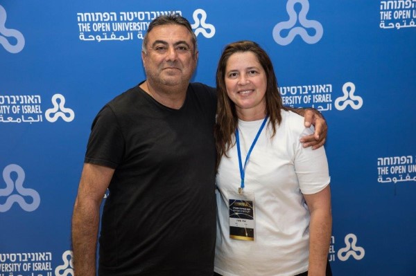 8 מתוך 610